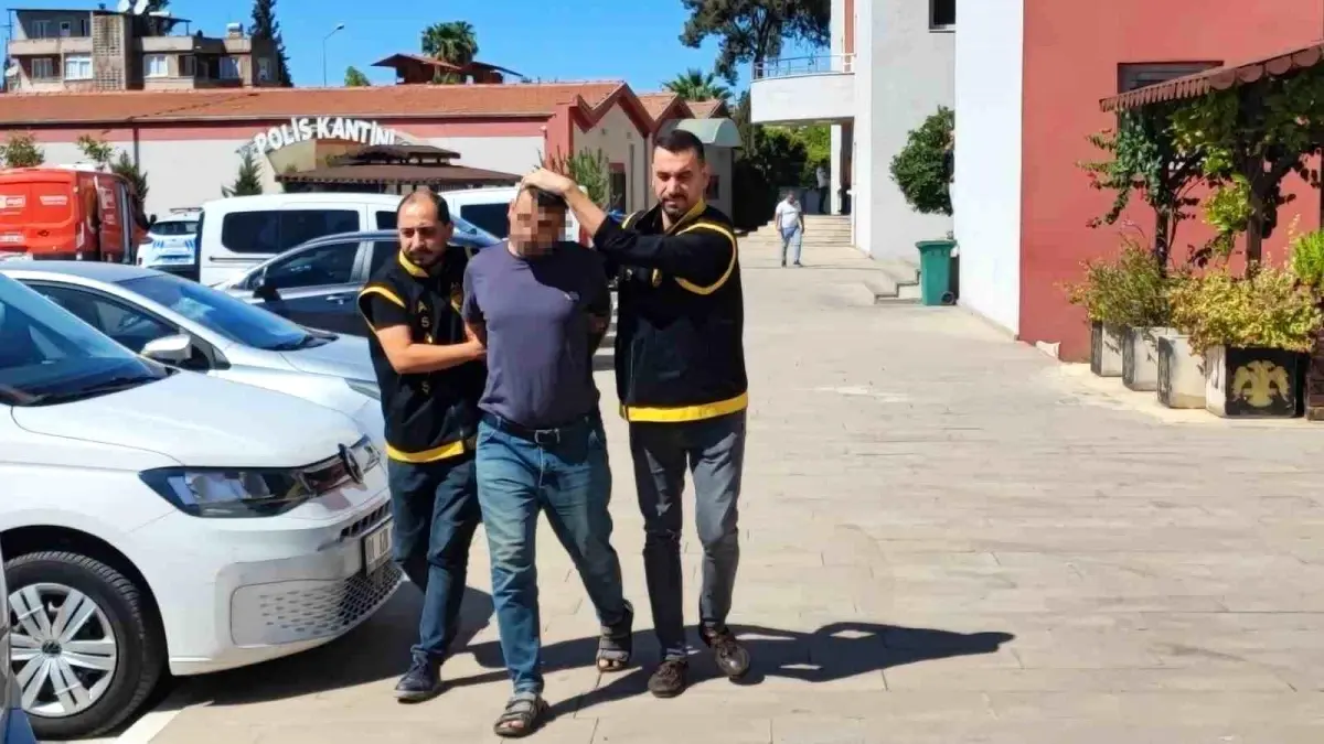 adanada arac parki kavgasi baba oldu kiz yaralandi Gf1H3FP7