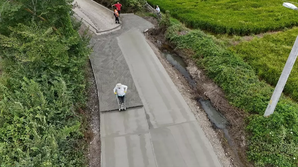 bafrada beton santrali ile yol yapim calismalari hizlandi idL7nfyU