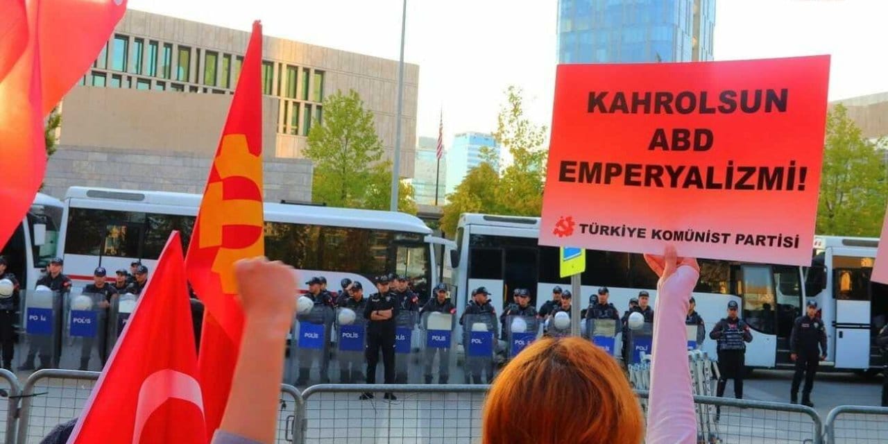 tkpden abd buyukelciligi onunde eylem iGyQVhKm