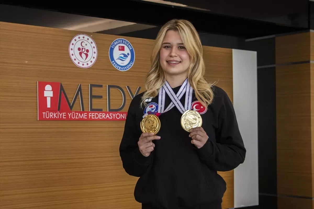 defne kurt altin madalyasini gazzedeki cocuklara armagan etti jcX6966p