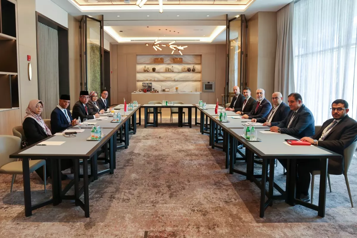 isikhan ve yassierli dohada gorustu z6Y3SVNF.jpg