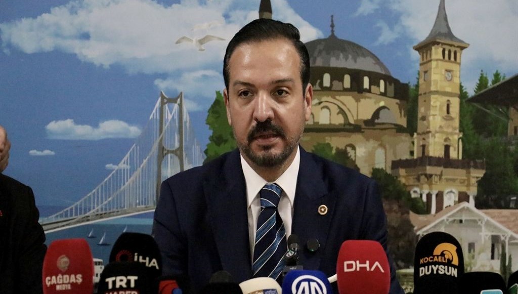 kursad zorludan meclisteki ocalan sloganlarina tepki kabul edilemez kW8XkNrS