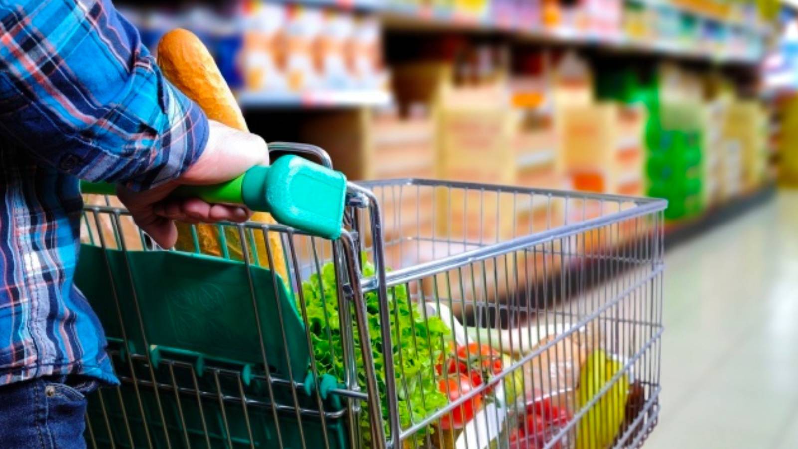 turkiyeden yunanistana supermarket turlari bos valizle gidip dolu getiriyorlar Zc79WHRE.jpg