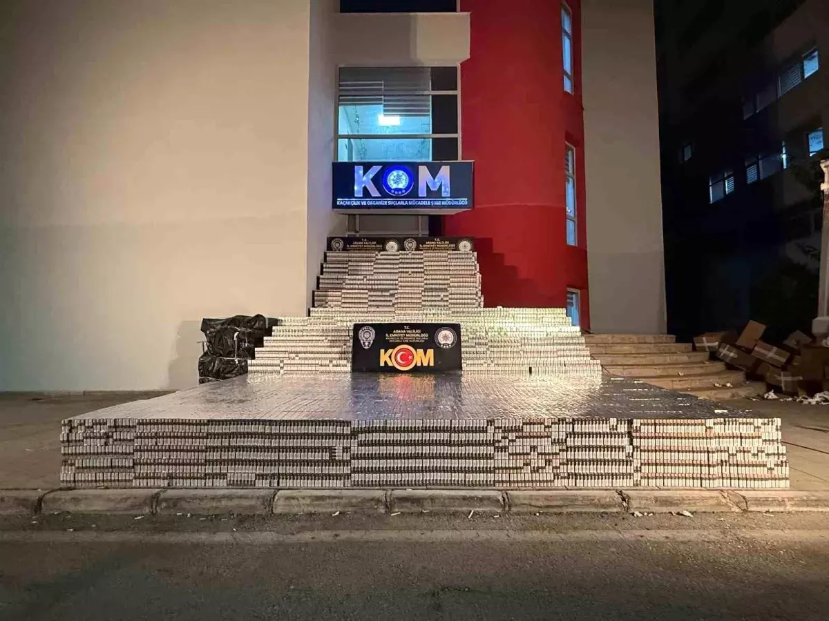 adanada 105 bin paket kacak sigara ele gecirildi Ksd5Ks7h.jpg