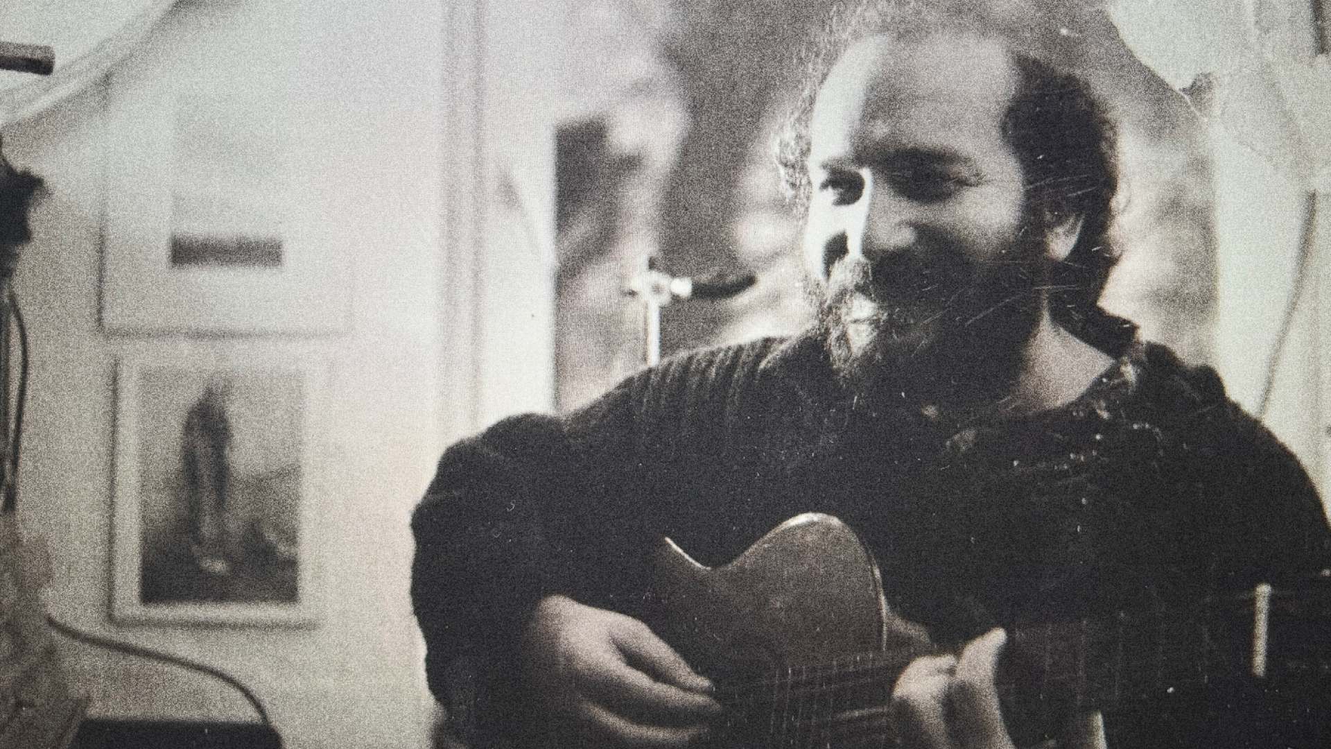 Bir devrimcinin armonikası: Fuat Saka