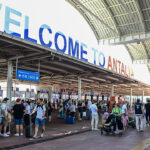 antalya-havalimaninda-yolcu-sayisi-yuzde-5-artti-3-milyon-138-bin-yolcu-vxgXrsR9