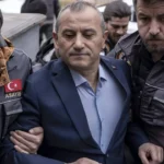 AKP’li İş İnsanı Veysel Demirci’den Şaşırtan Dönüş: Vali Tuncay Sonel Tutuklandı, Fotoğraflar Hızla Silindi