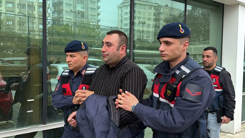 Samsun’da Babasını Vuran Şüpheli Adliyeye Sevk Edildi