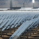Kaliforniya’daki Güneş Enerjisi Santrali: Tehlikeli Işık Parlamaları ve Ekosistem Üzerindeki Etkileri