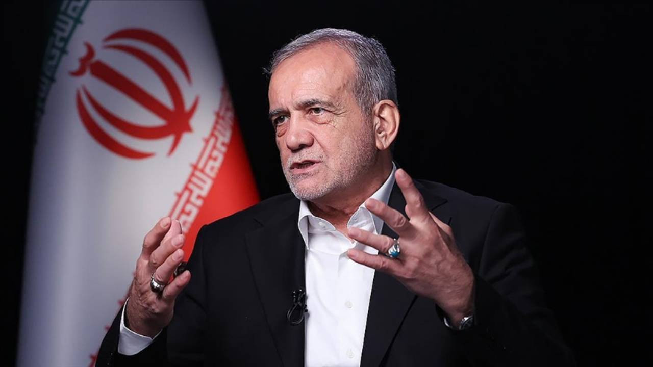 İran’dan ABD’ye Sert Yanıt: “Asla Boyun Eğmeyeceğiz”