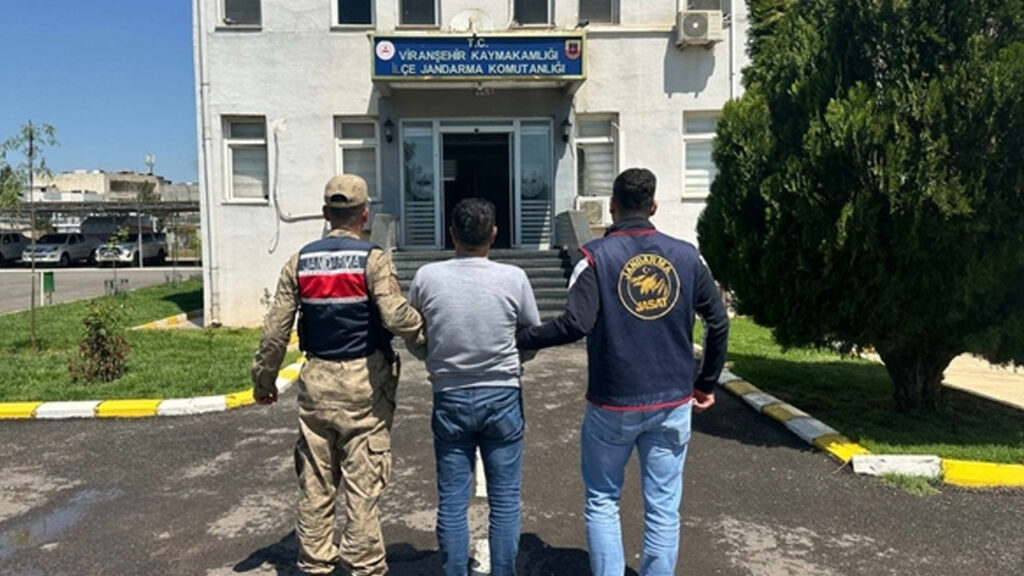 Şanlıurfa’da İki Firari Hükümlü Jandarma Operasyonuyla Yakalandı