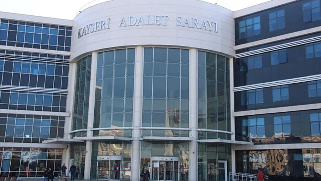 Tomarza’da Akraba Kavgasında Hapis Cezaları: Baba ve Oğul Şokta